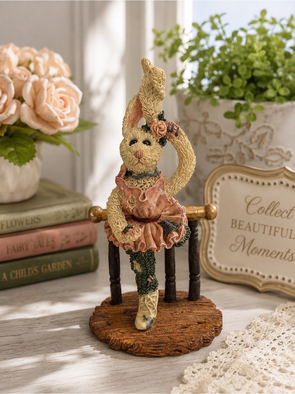 Boyds Bears & Friends Margot The Ballerina Bunny Figurine 1998 #18/205 Resin